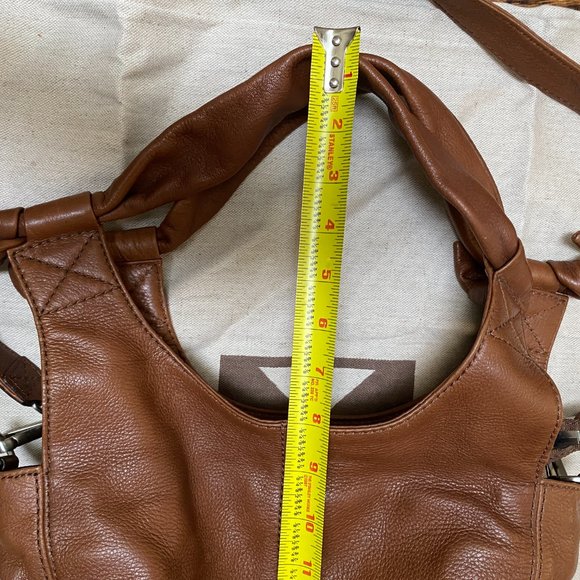 Michael Kors Leather Shoulder Bag w Crossbody Strap - Great Condition, RRP $349 - Picture 15 of 16